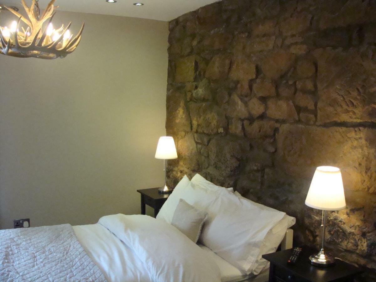 Riggend Farm Bed And Breakfast 에어드리 외부 사진